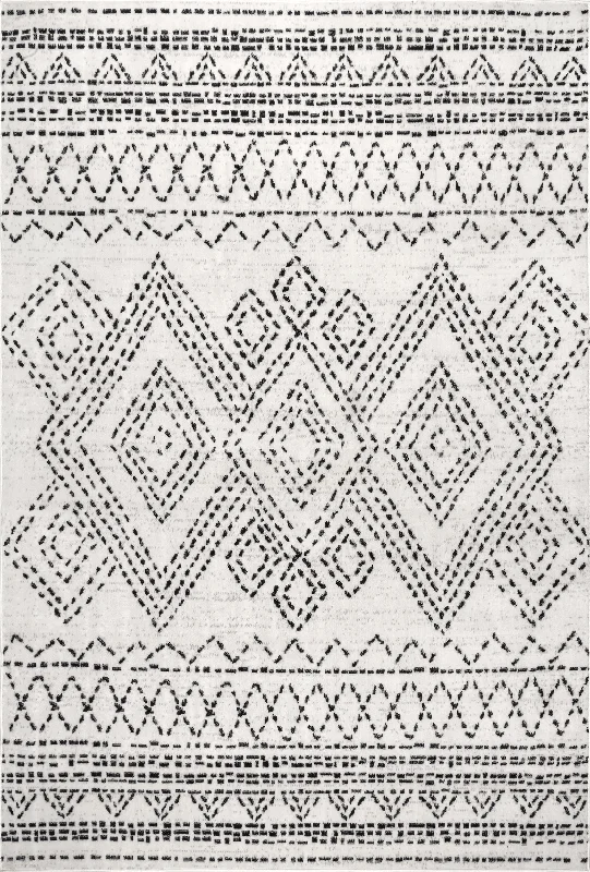 Dashing Diamonds Rug | Beige