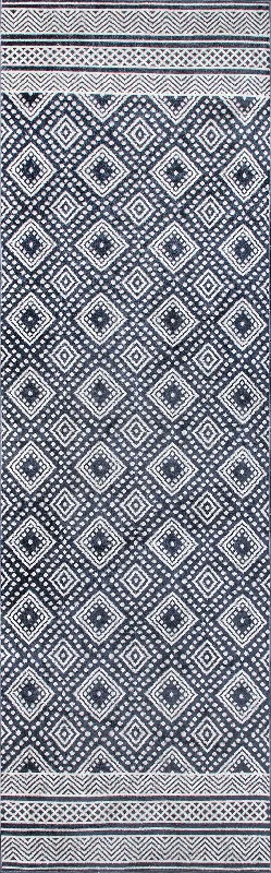 River Washable Diamond Rug | Dark Blue