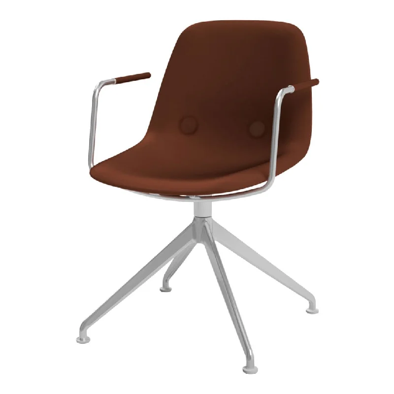 Erik Jørgensen Eyes Swivel Armchair w/ Buttons - 4-Star Base