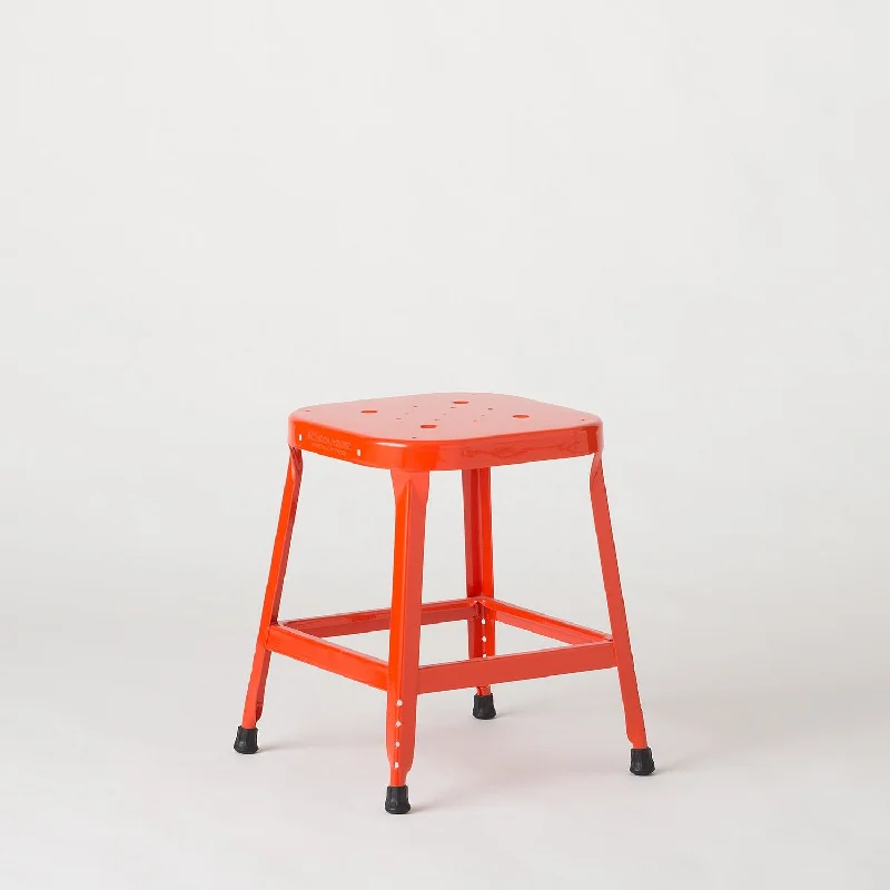 Schoolhouse Utility Stool 18"