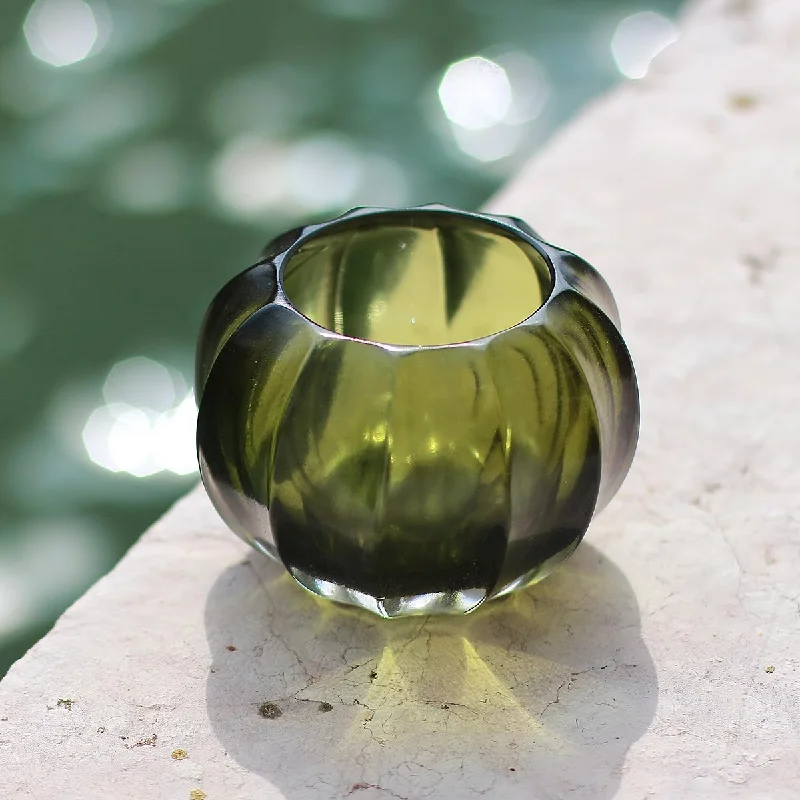 Bocia Laguna - Handcrafted cold carved glass vase