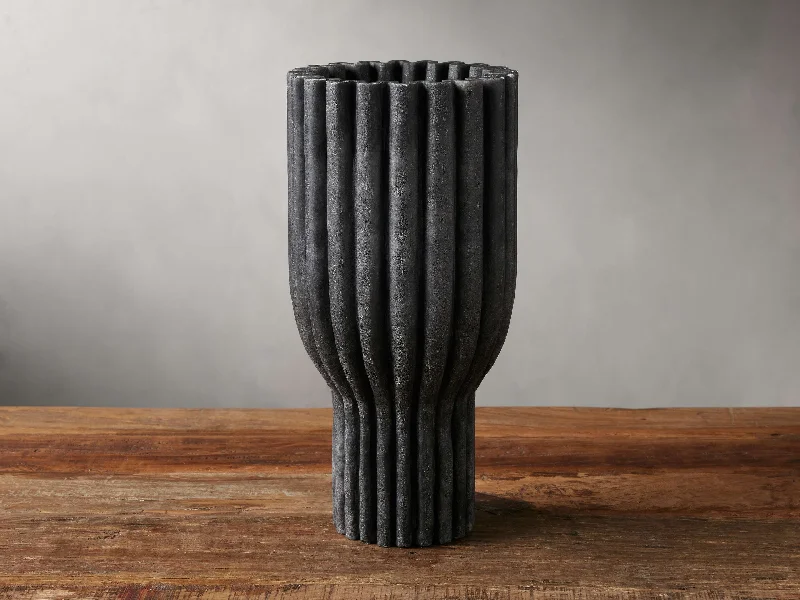 Edel Ruffle Vase in Black