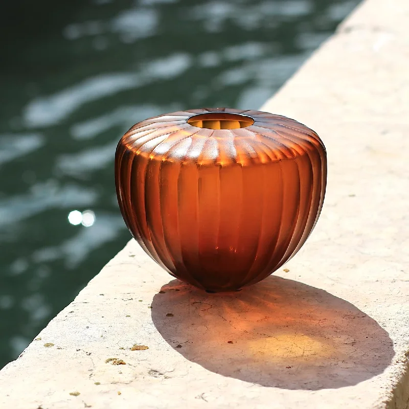 Goccia Ambra - Handcrafted cold carved glass vase